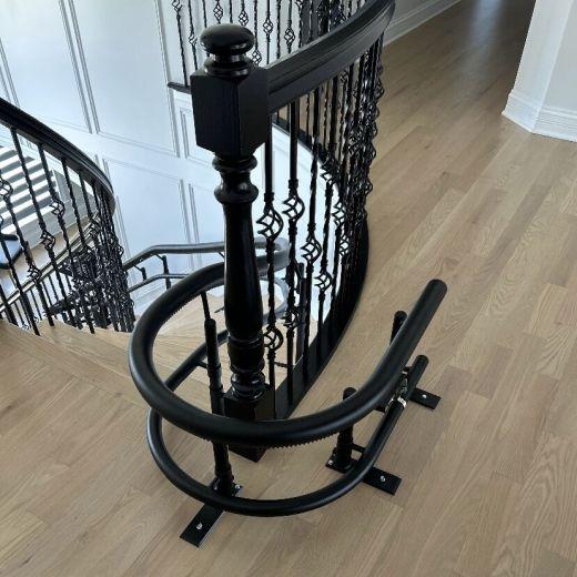 AmeriGlide Rave Curved HD Stair Lift