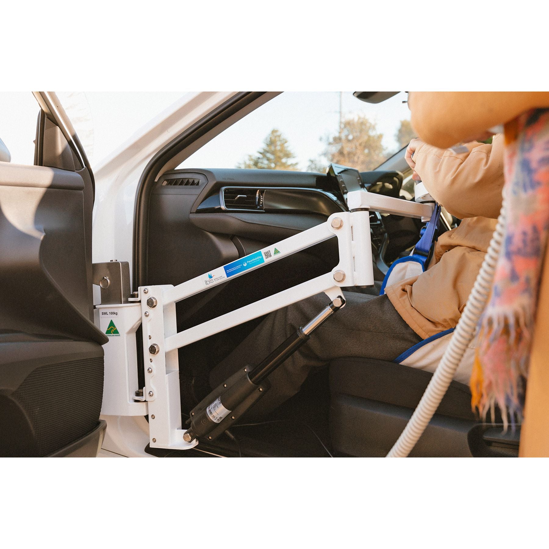 IBIS Wheelchair Car Access Transfer Lift — Mediriser