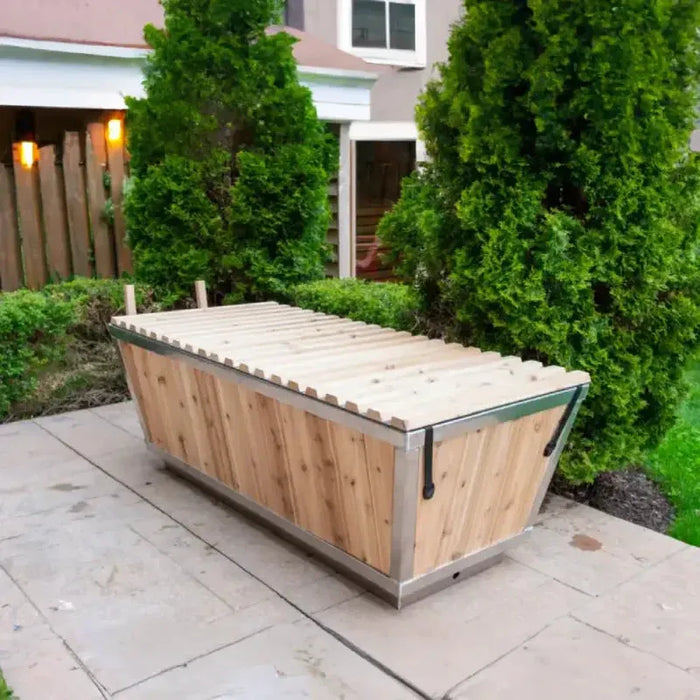 The Polar Plunge Tub